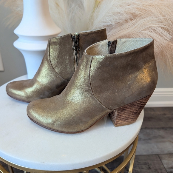 FORTRESS OF INCA Gold Ankle Booties Sleek Modern Design - Picture 2 of 8